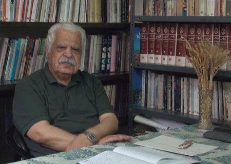 نویسنده‌ای که از خودش تشکر کرد